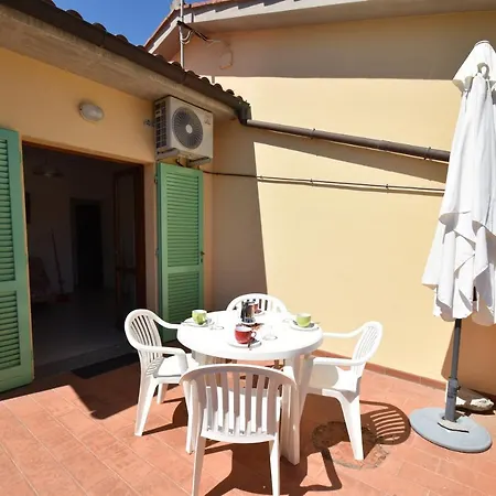 Bilocale Sabbia 3 - Zona Mare Con Terrazza, Clima E Posta Auto