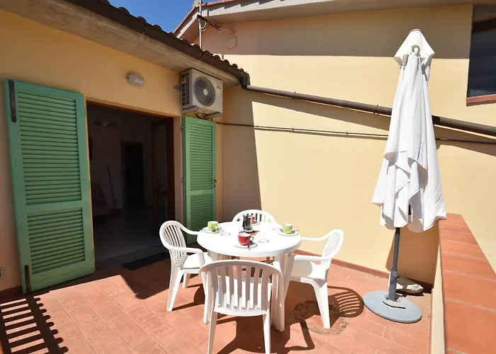 Bilocale Sabbia 3 - Zona Mare Con Terrazza, Clima E Posta Auto